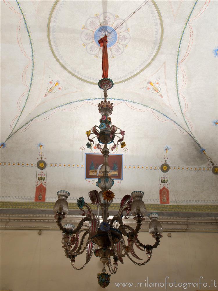 Vimercate (Monza e Brianza, Italy) - Crystal chandelier in Villa Sottocasa